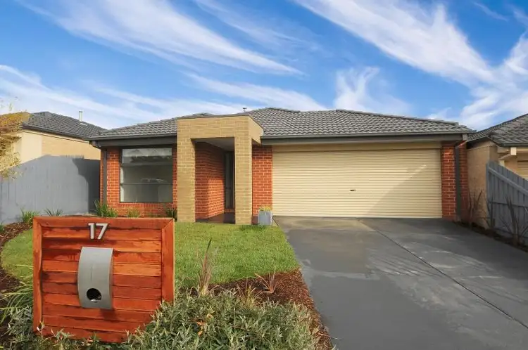17 Carrum Woods Drive, Carrum Downs VIC 3201