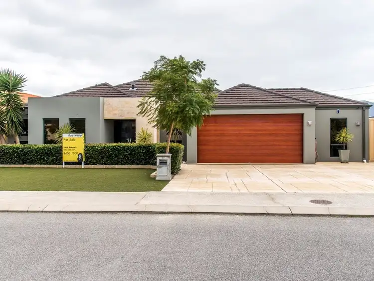 22 Fawcett Crescent, Canning Vale WA 6155