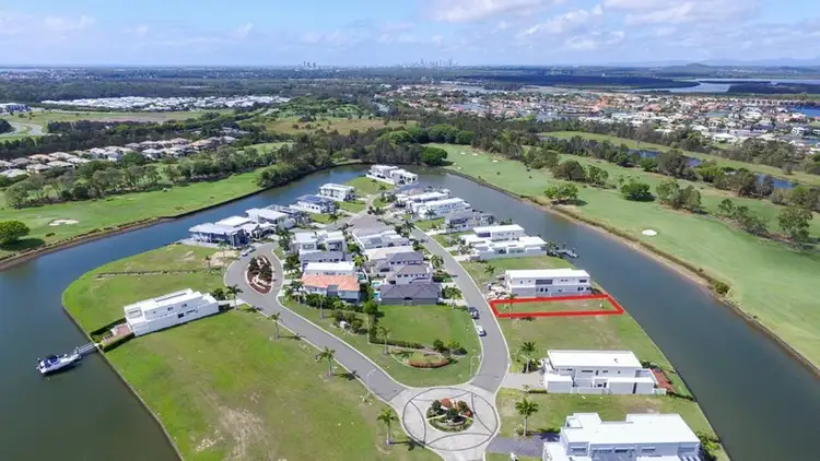 7625 Fairway Boulevard, Hope Island QLD 4212