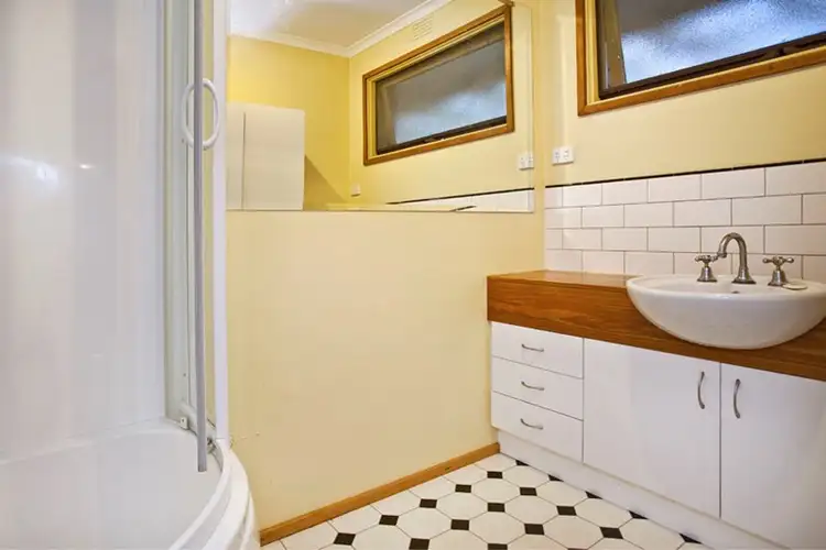 Sixth view of Homely house listing, 15 Kirribilli Avenue, Keysborough VIC 3173
