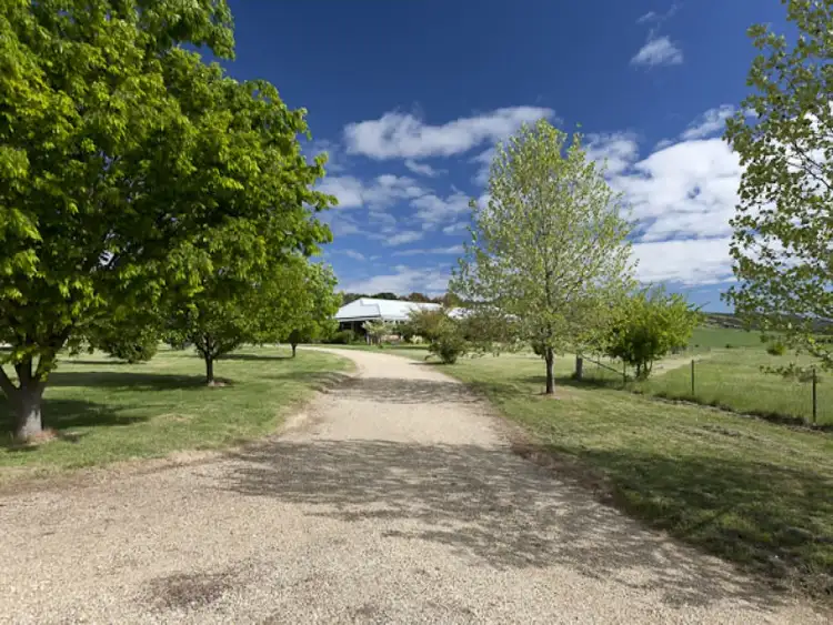 180 Millpost Lane, Bungendore NSW 2621