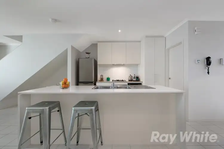 Sixth view of Homely house listing, 20 Richmond Circuit, Mulgrave VIC 3170