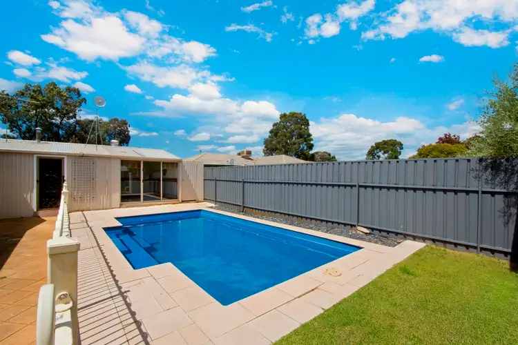 44 Washington Drive, Craigmore SA 5114