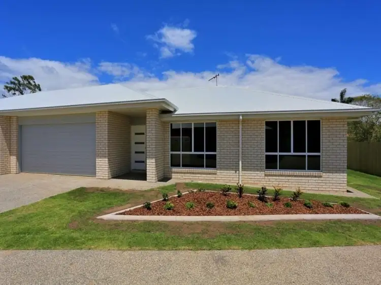 4-5 and 7-9/16 Farthing Court, Kepnock QLD 4670