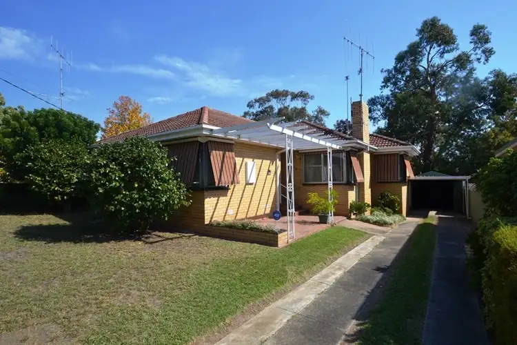9 Loach Street, Seymour VIC 3660