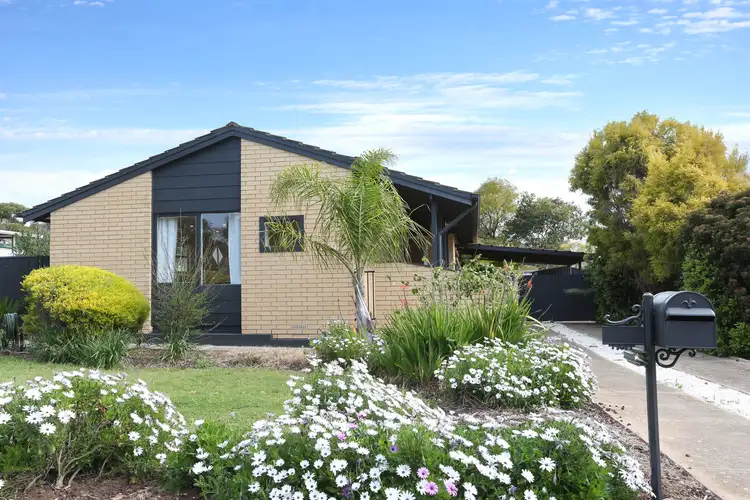 16 Noora Crescent, Munno Para SA 5115