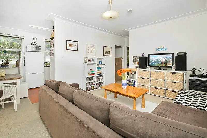 Main view of Homely unit listing, 5/5 Oceanview Road, Freshwater NSW 2096