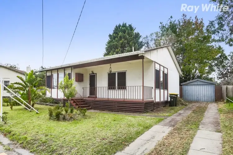 1 Monterey Boulevard, Frankston North VIC 3200