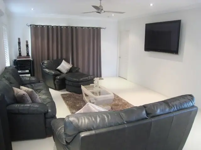 Fifth view of Homely townhouse listing, 5A Morgan Place, Emerald QLD 4720