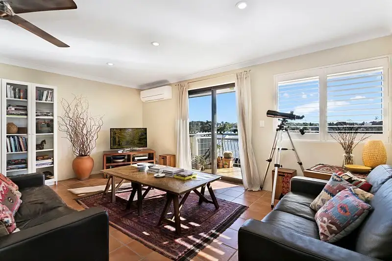 Main view of Homely unit listing, 9/15 Earle Lane, Toowong QLD 4066