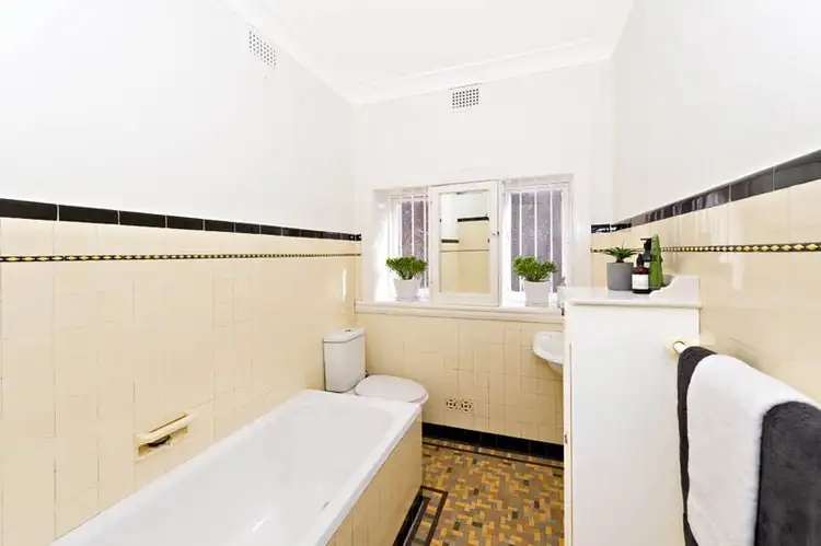 Sixth view of Homely block of units listing, 4/1A Keith Street, Dulwich Hill NSW 2203