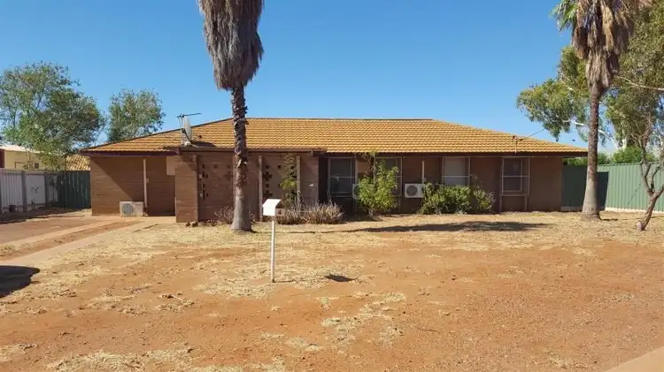 4 Hyde Road