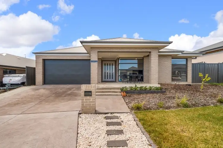 9 Dolly Street, Googong NSW 2620