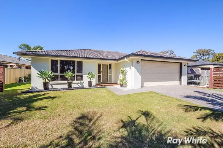 33 Reeders Street, Sandstone Point QLD 4511