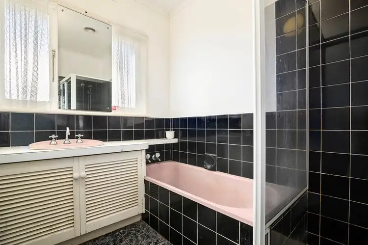 Fifth view of Homely townhouse listing, 1/31 Oakleigh Street, Oakleigh East VIC 3166