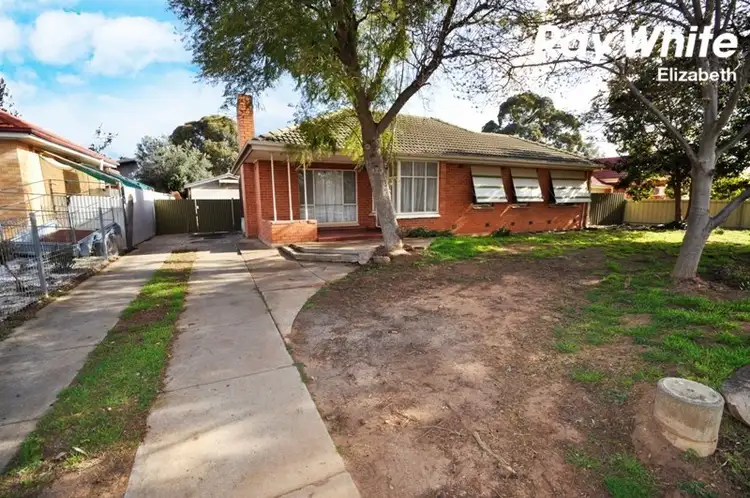 8 Wayford Street, Elizabeth Vale SA 5112