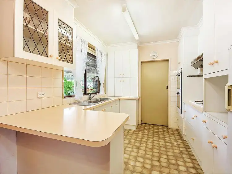 Fourth view of Homely house listing, 6 Santiago Street, St Albans VIC 3021