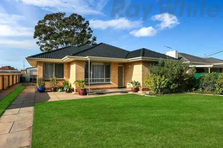 23 Warwick Street, Largs North SA 5016