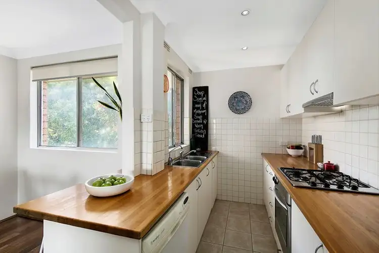 Third view of Homely apartment listing, 11/38 Wyuna Avenue, Freshwater NSW 2096