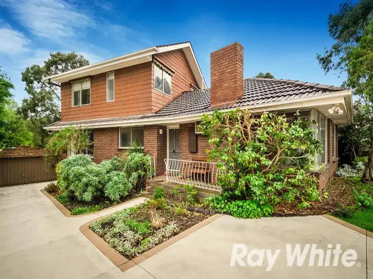 24 Robyn Drive, Nunawading VIC 3131