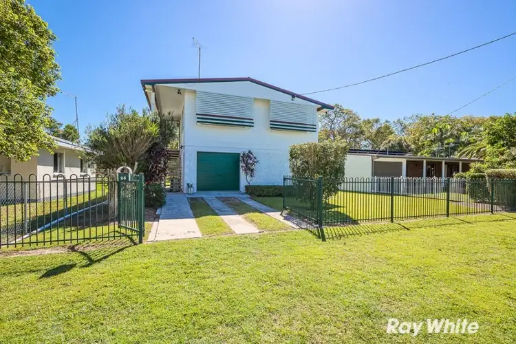 25 Whiting Street, Beachmere QLD 4510