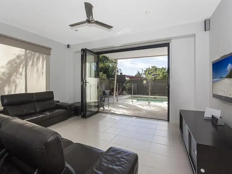 Fifth view of Homely other listing, 1/17 Bali Avenue, Palm Beach QLD 4221