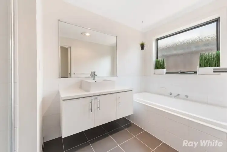 Seventh view of Homely house listing, 6 Glastonbury Close, Bannockburn VIC 3331