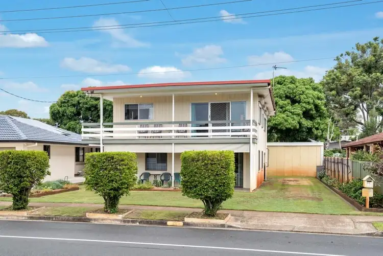 46 Abalone Avenue, Paradise Point QLD 4216