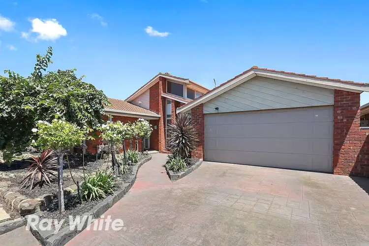 12 Bernard Court, Lara VIC 3212
