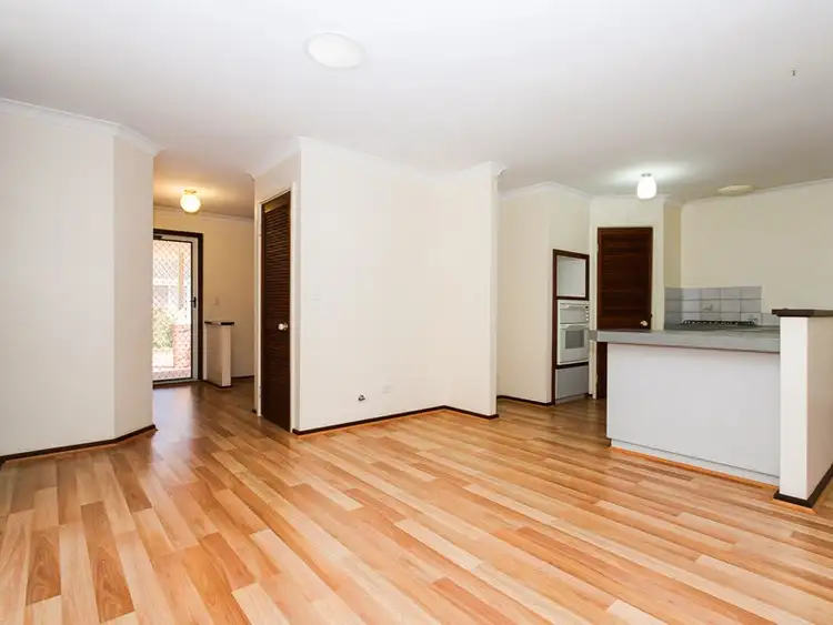 Fifth view of Homely house listing, 32 Towncentre Drive, Thornlie WA 6108