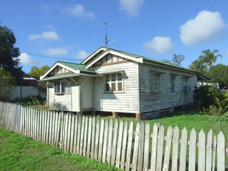 2 Hartwig Street, Goombungee QLD 4354