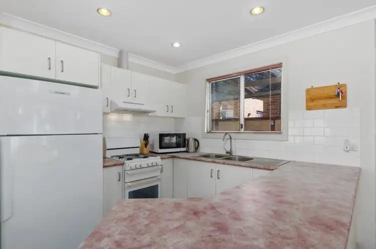 Third view of Homely house listing, 8 Stanthorpe Drive, Kanahooka NSW 2530