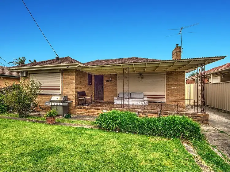 69 Avondale Avenue, St Albans VIC 3021