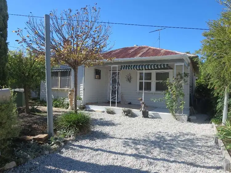 334 Macauley Street, Albury NSW 2640