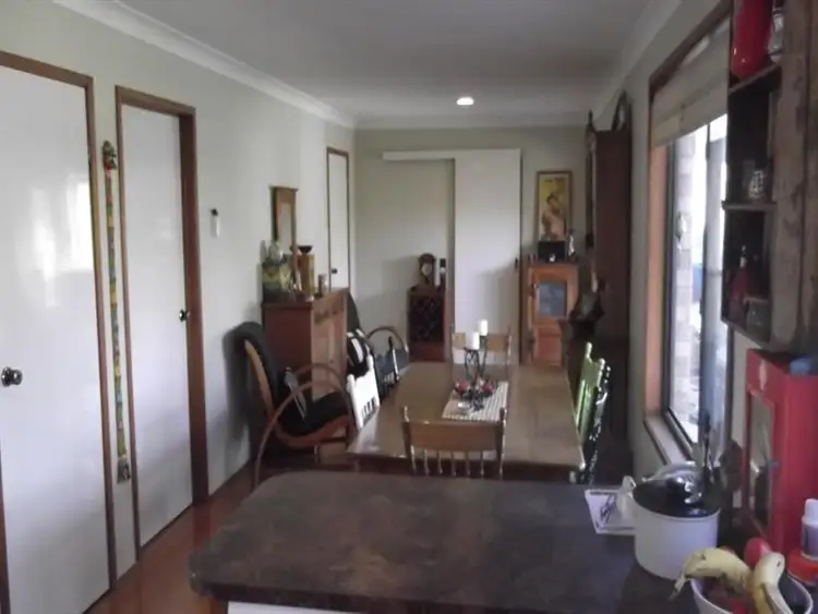 Fifth view of Homely house listing, 4 Cedar Close, Tamworth NSW 2340