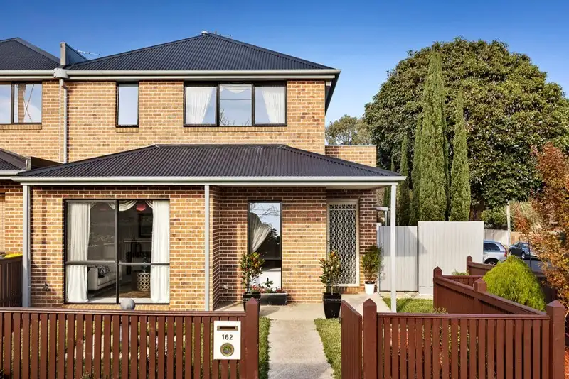 Main view of Homely townhouse listing, 2/162 Kangaroo Road, Hughesdale VIC 3166