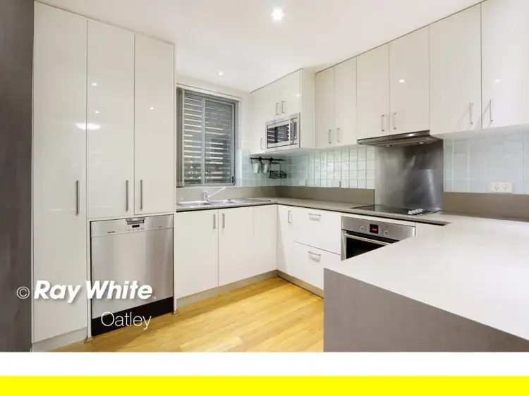 Fourth view of Homely house listing, 2/33 Martin Place, Mortdale NSW 2223