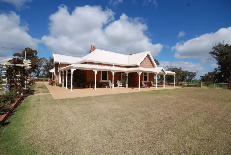 2336 Wagin Dumbleyung Road, Dumbleyung WA 6350