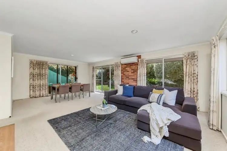 20 Clisby Close, Cook ACT 2614