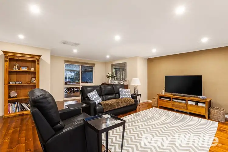 Second view of Homely house listing, 6 Livermore Close, Vermont South VIC 3133