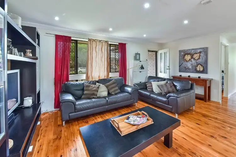 Second view of Homely house listing, 11 Brennan Place, Minto NSW 2566
