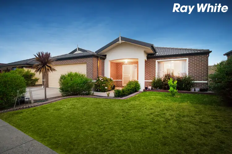 55 Bluehills Boulevard, Pakenham VIC 3810