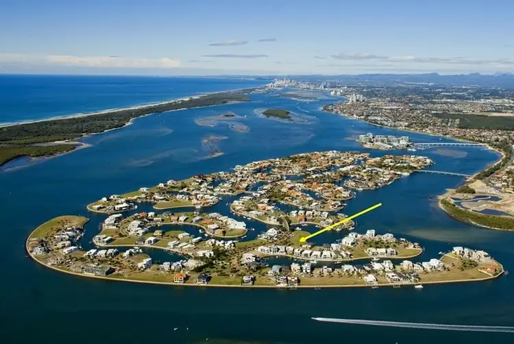 58 The Sovereign Mile, Sovereign Islands QLD 4216