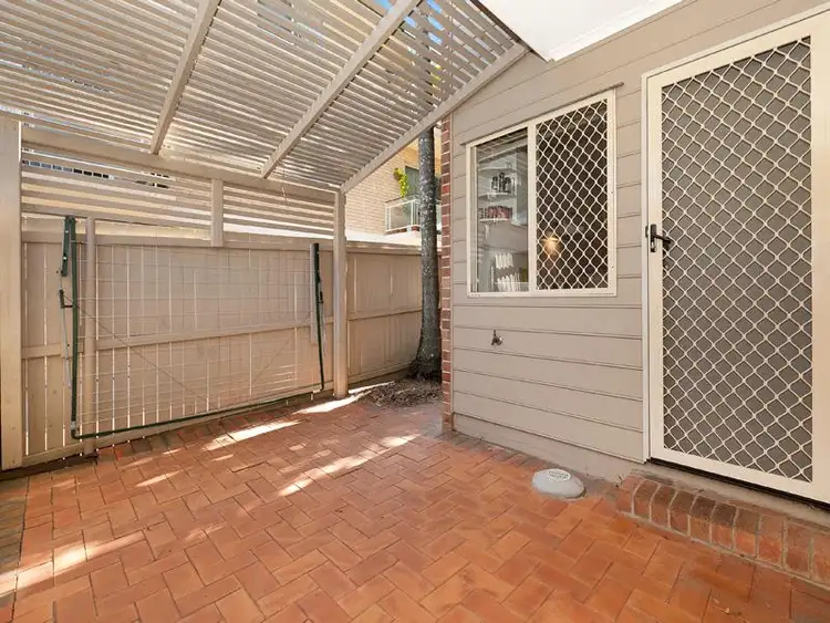 Sixth view of Homely townhouse listing, 1/40 Yeronga Street, Yeronga QLD 4104