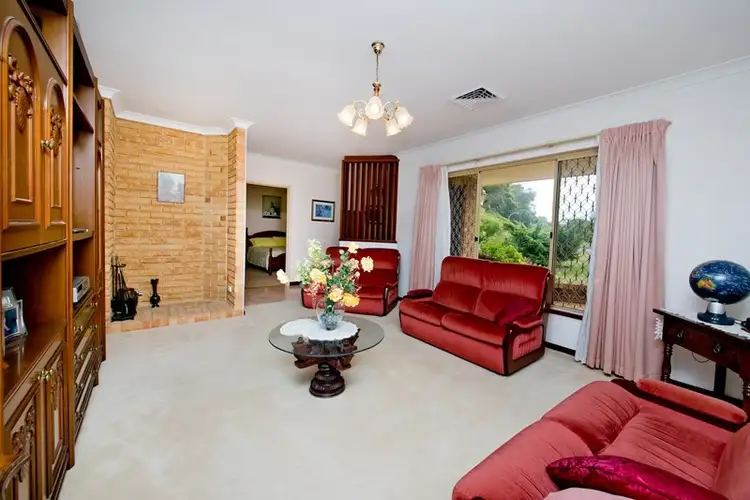 Fifth view of Homely house listing, 10 Fleming Close, Morley WA 6062