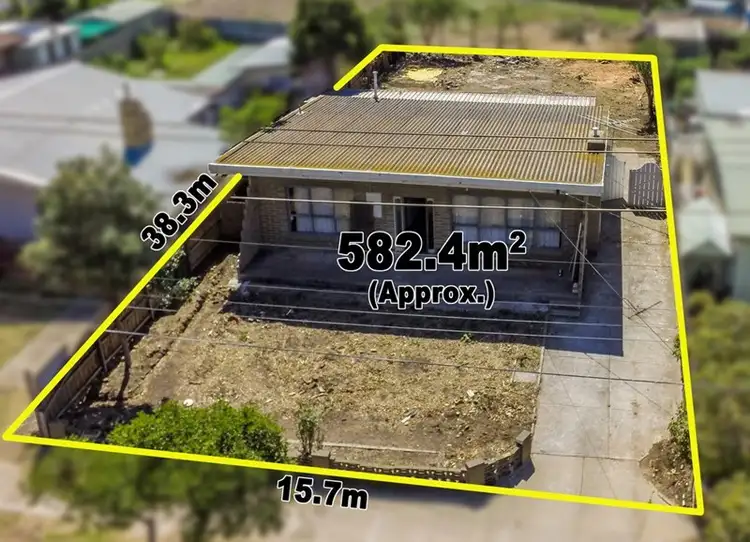 78 East Esplande, St Albans VIC 3021
