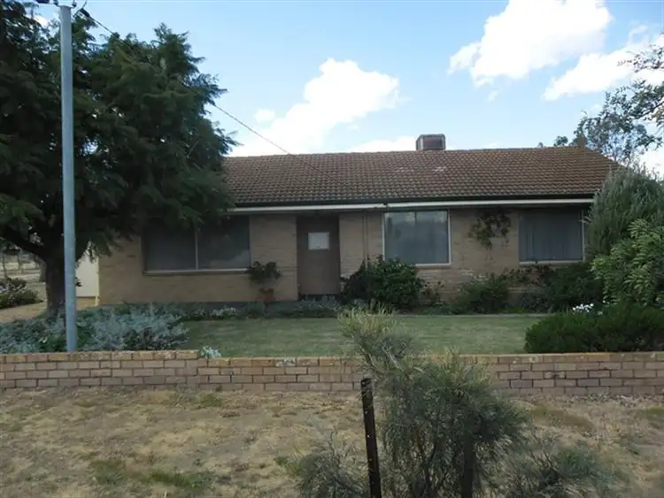22 Bristol Street, Coorow WA 6515