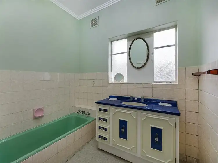 Sixth view of Homely house listing, 19 Derrick Street, Lalor VIC 3075