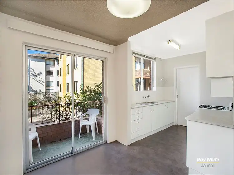 Fourth view of Homely unit listing, 1/2-4 Melrose Parade, Clovelly NSW 2031