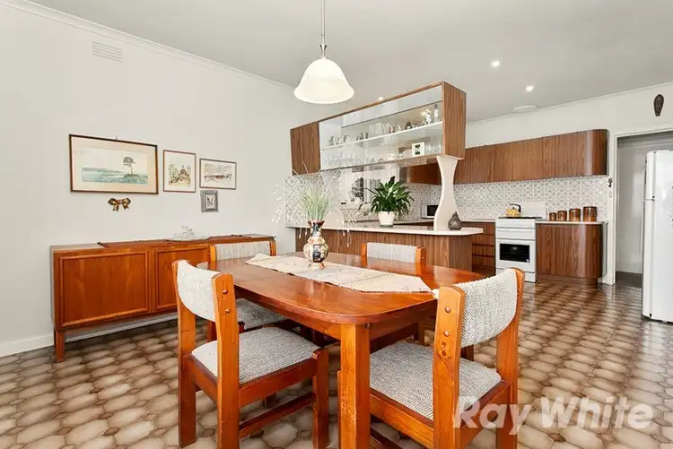 Fifth view of Homely house listing, 1 Bradstreet Road, Mount Waverley VIC 3149